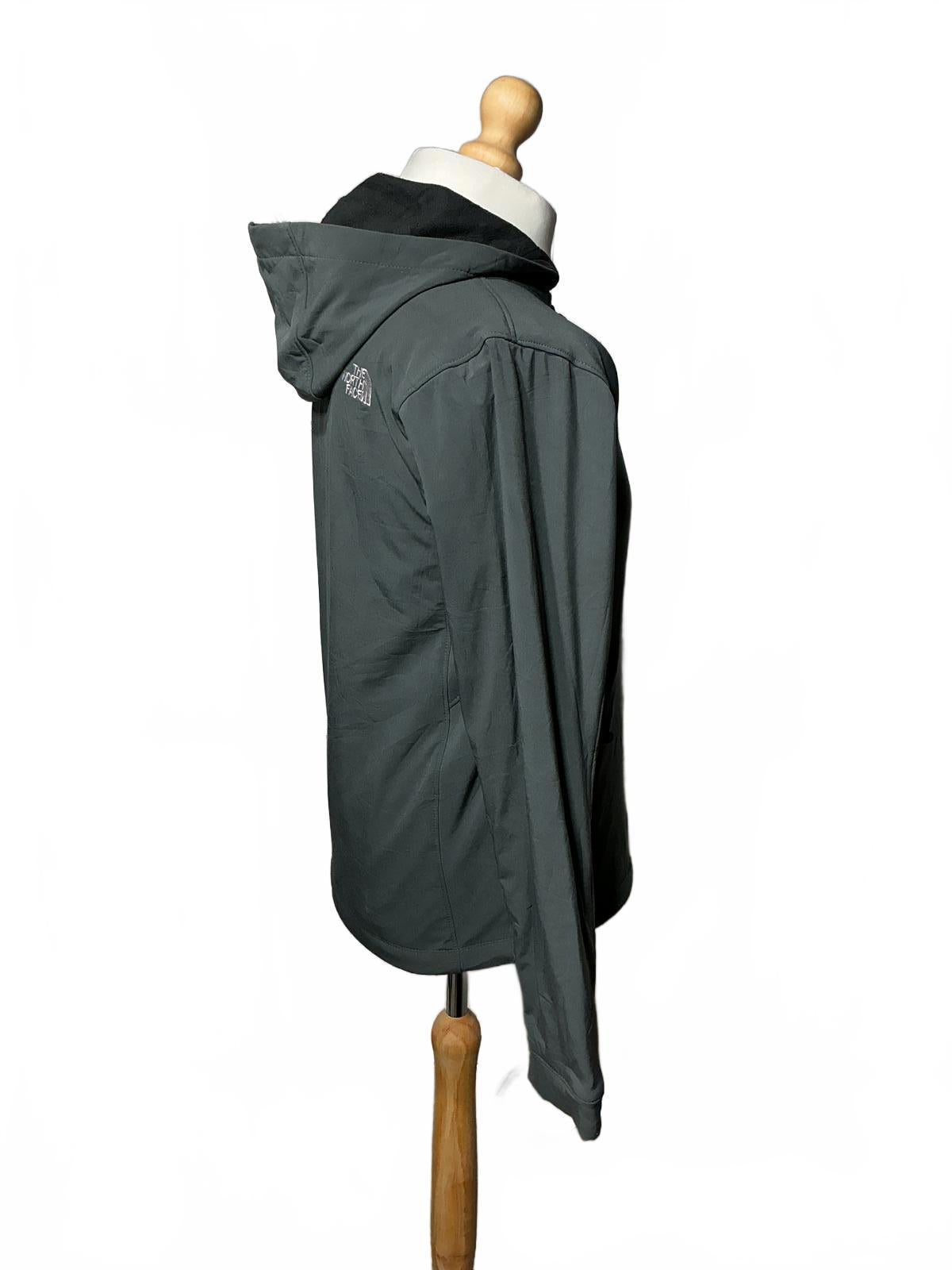 The north face small windbreaker