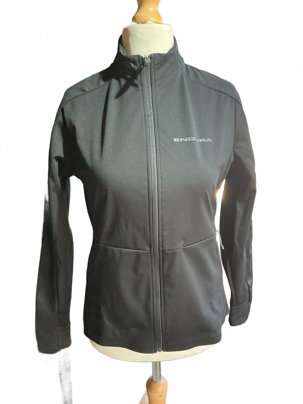 Endura Windchill 2 Women's Black Cycling Jacket Size M Lightweight Softshell