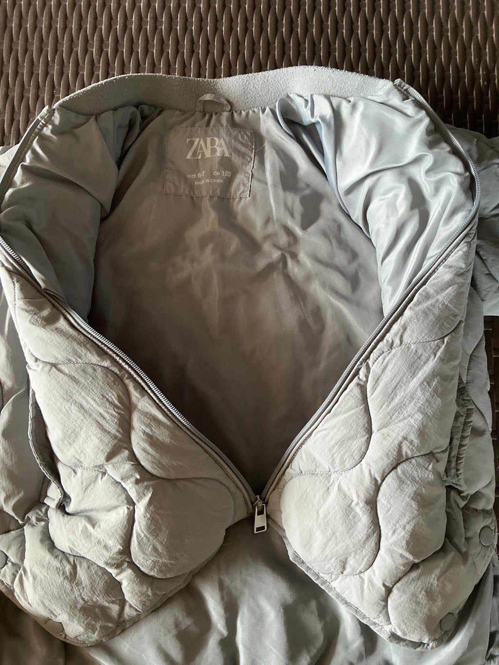 Zara Quilted Jacket Light Grey Size 6/7 Warm Comfortable Stylish