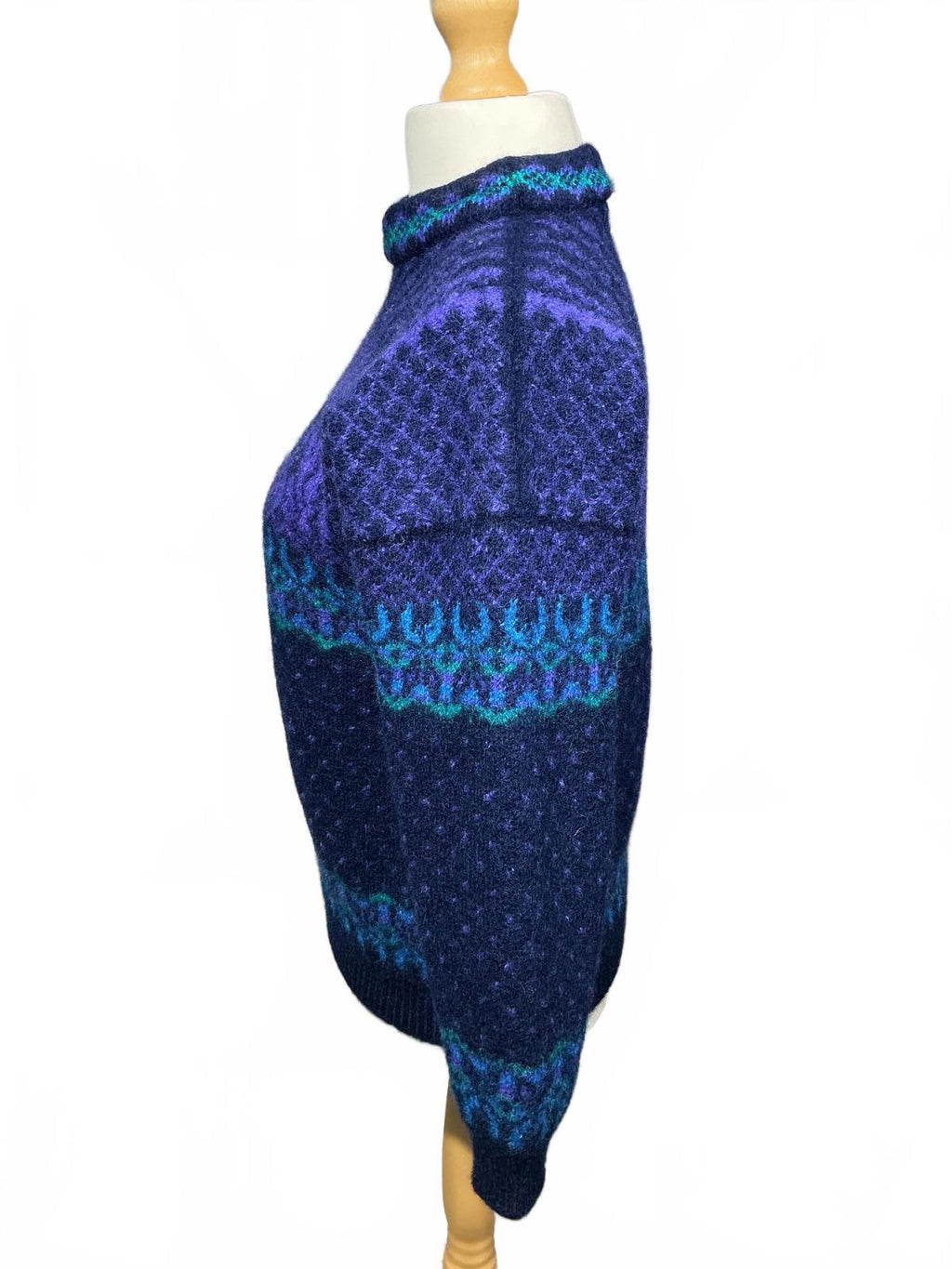 Vintage Norwegian Women's Turtleneck Sweater in Blue and Purple