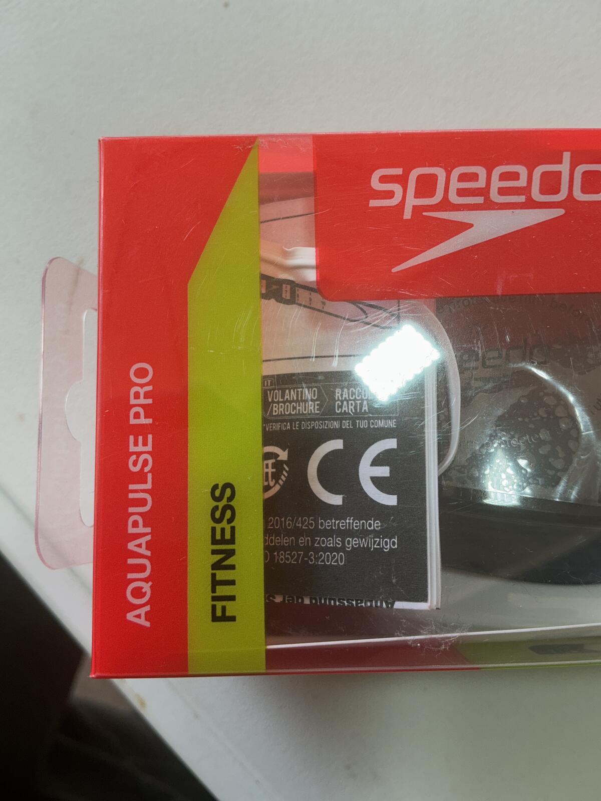 Speedo Aquapulse Pro Swim Goggles Black UV Protection Size Medium