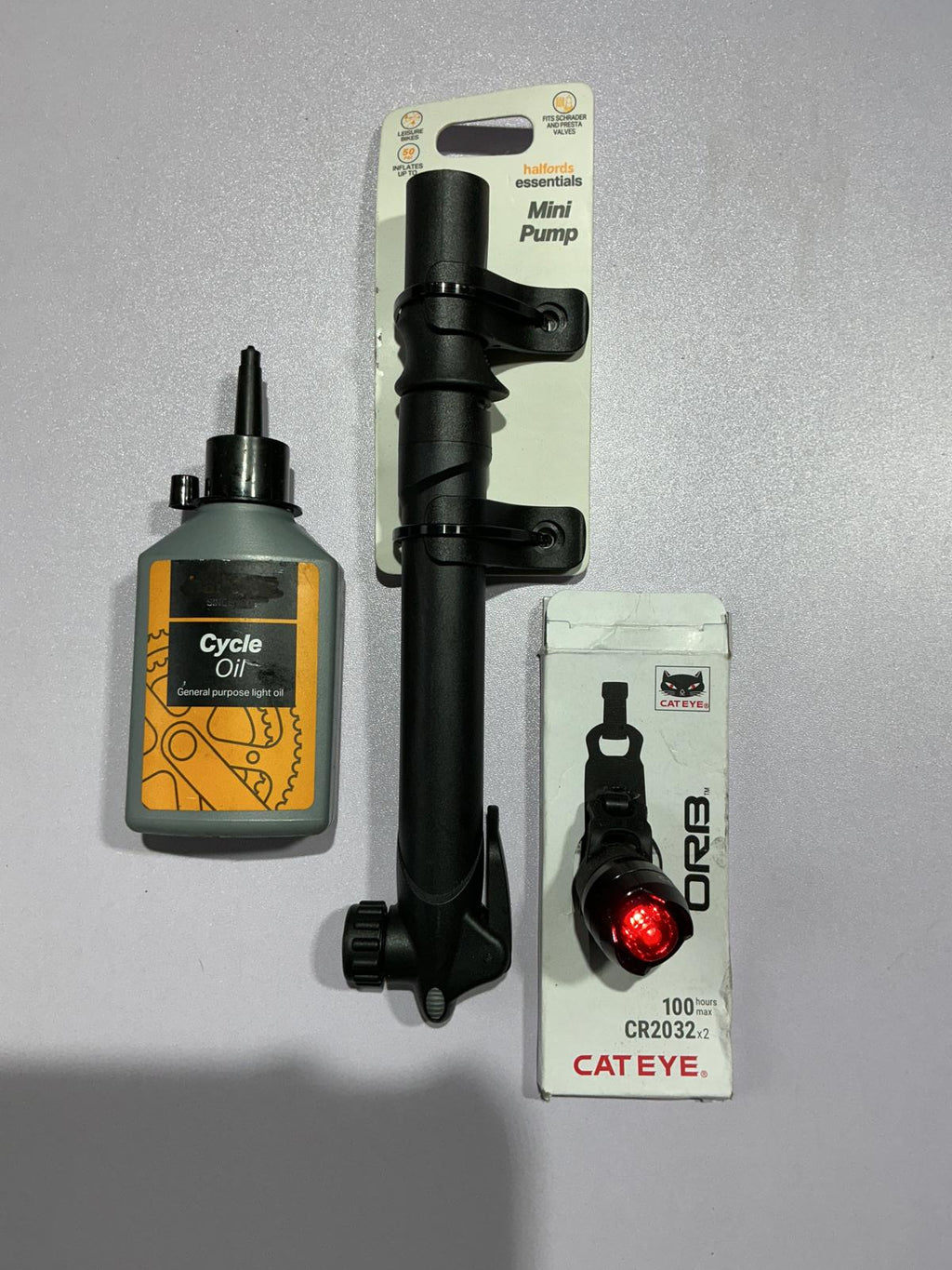 Cat Eye ORB Rear Bike Light with Mini Pump and Cycle Oil Set