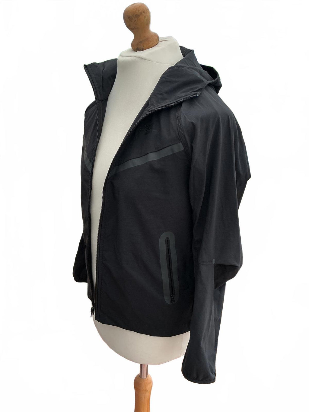 Nike Tech Older Kids' (Boys') Woven Jacket Large