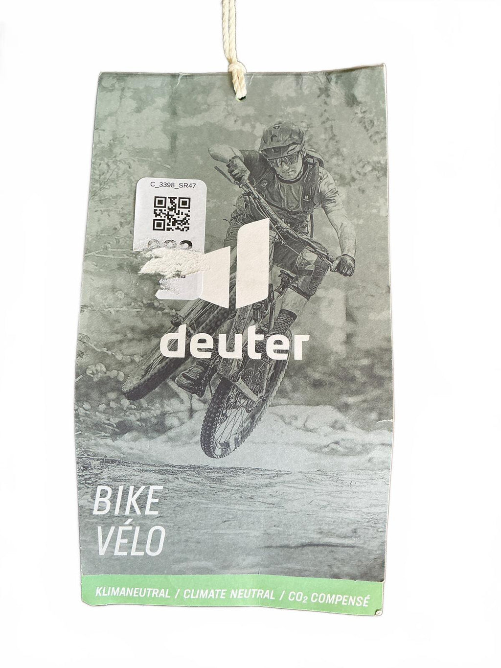 Deuter Race Air 14+3 Lightweight Ventilated Cycling Backpack Green
