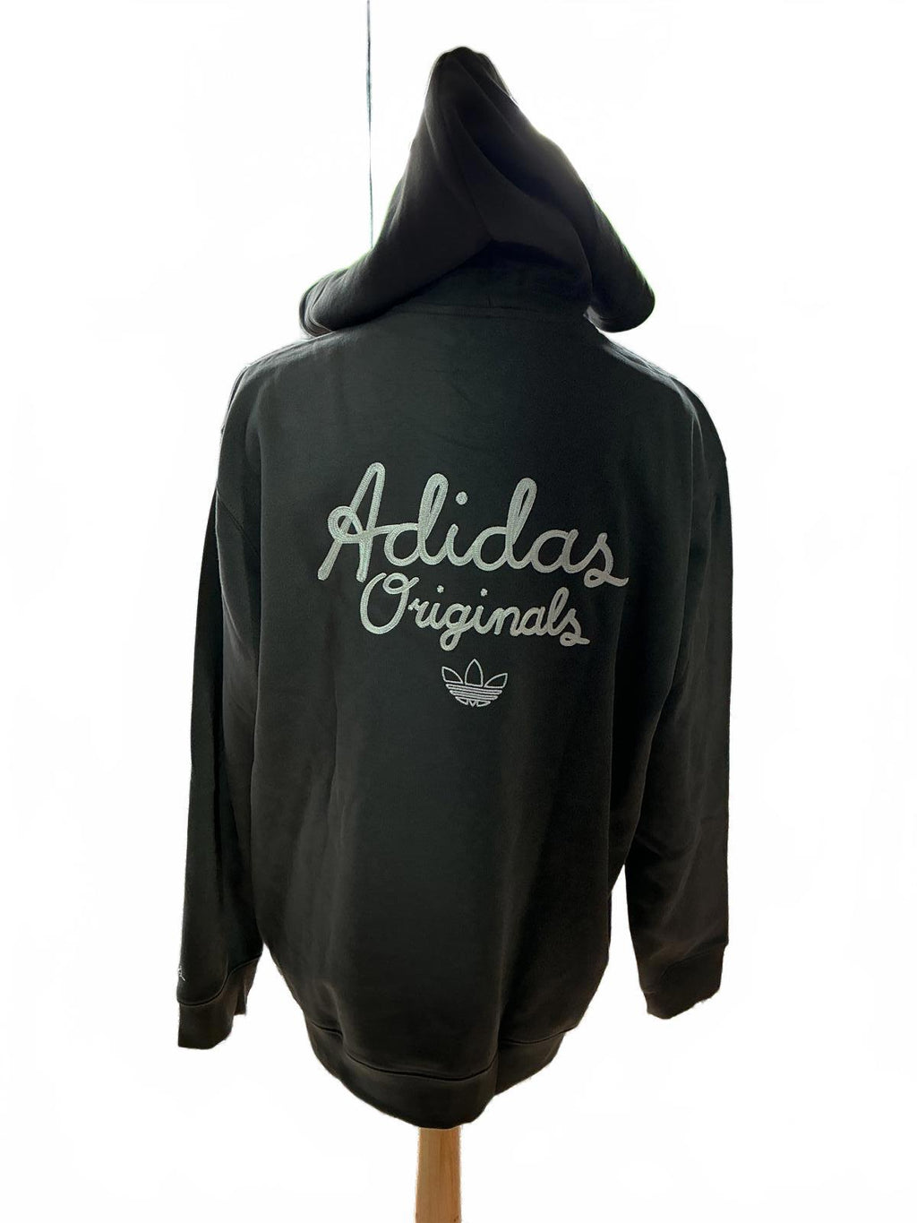 Adidas Originals Hoodie Size Regular L Comfortable Casual Wear