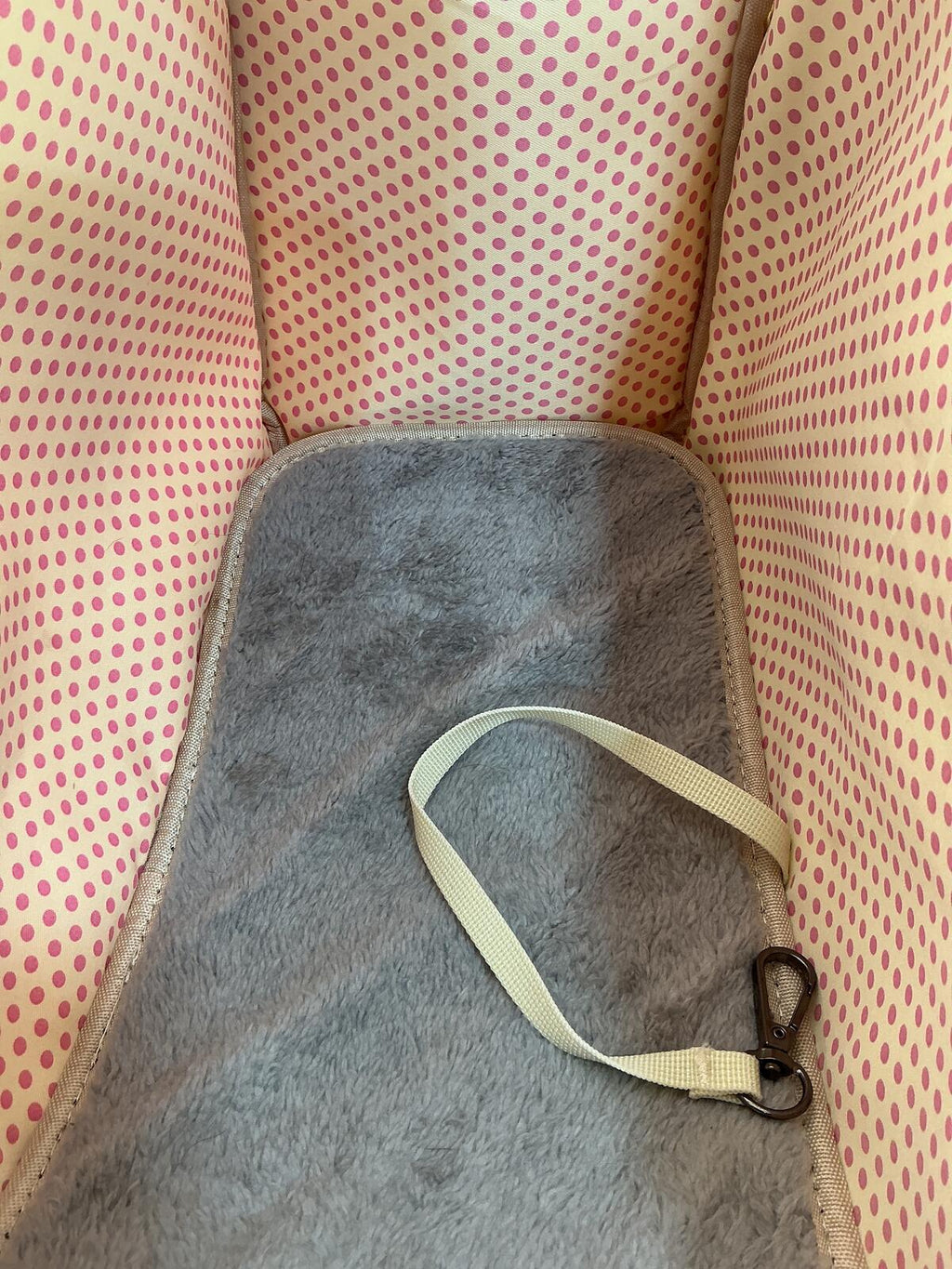 Pengpai Cream Quilted Pet Carrier Bag with Shoulder Strap Size Medium