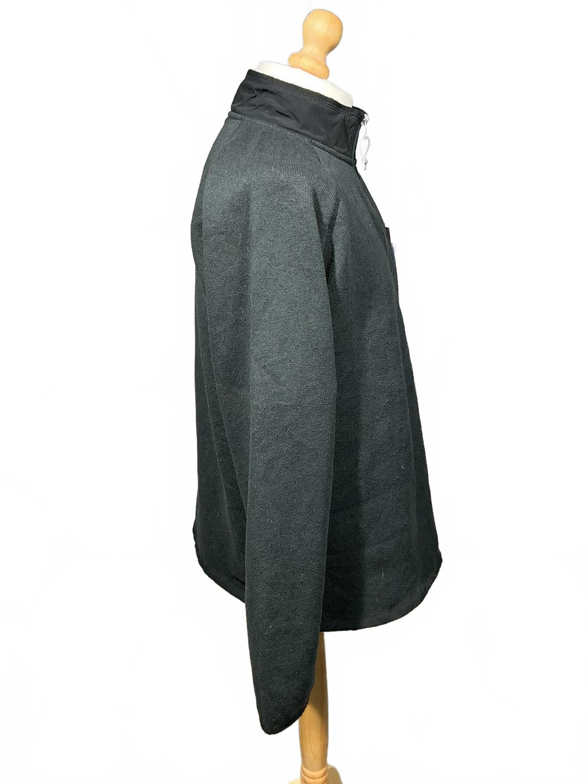 The North Face Men's Grey Fleece Jacket Half Zip