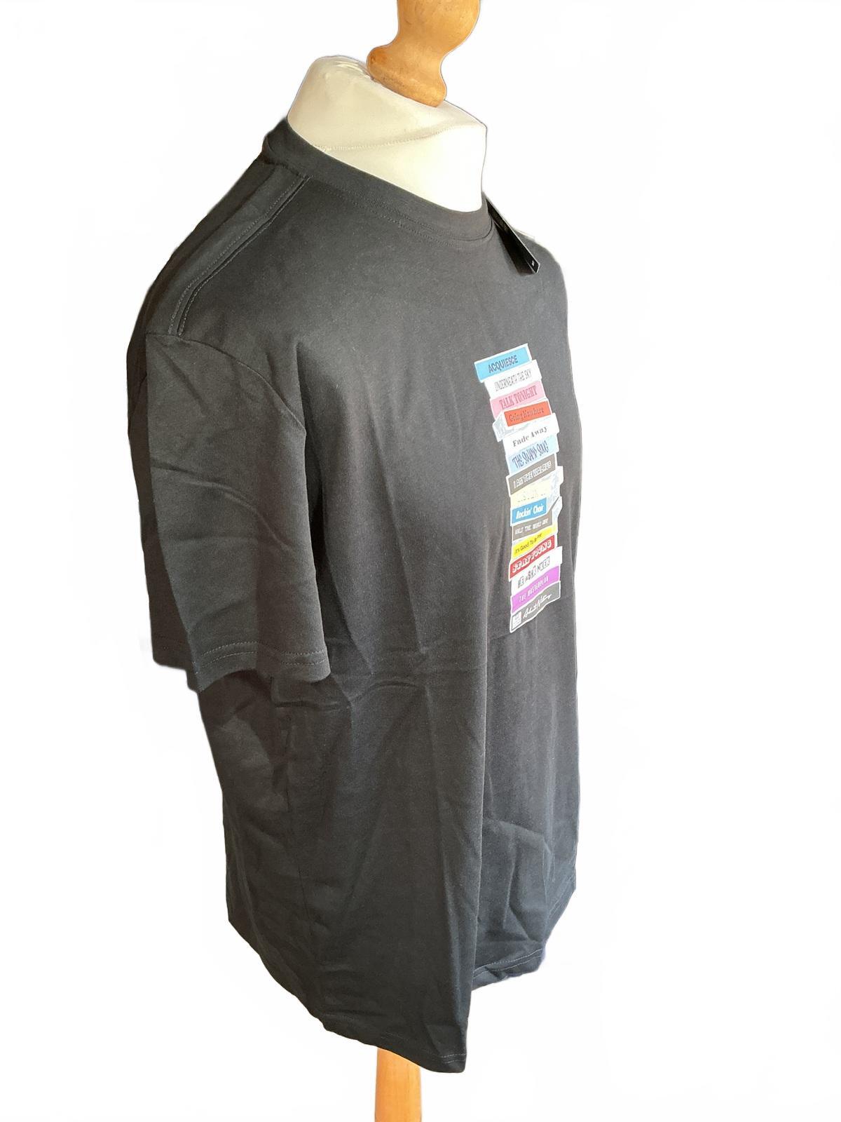 The Weekend Offender Black T-Shirt Size Large Graphic Logo Printed Cotton