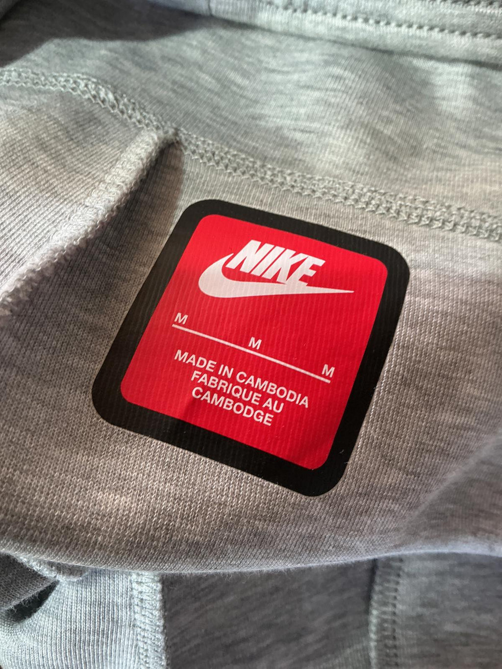 Nike Tech Grey Joggers Sweatpants with Zipper Pockets Size Regular M