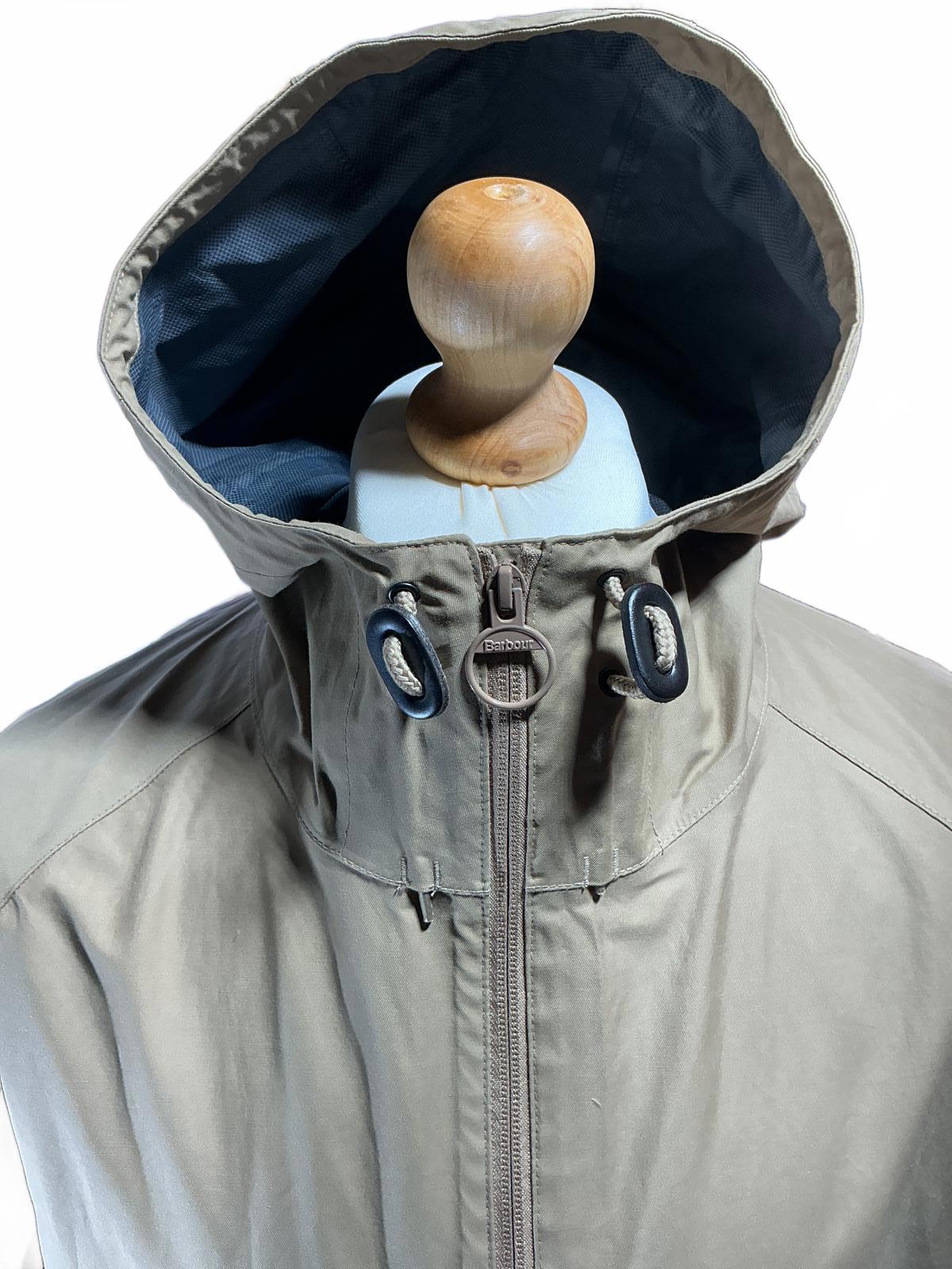 Men's Barbour Hooded Lightweight Jacket in Beige
