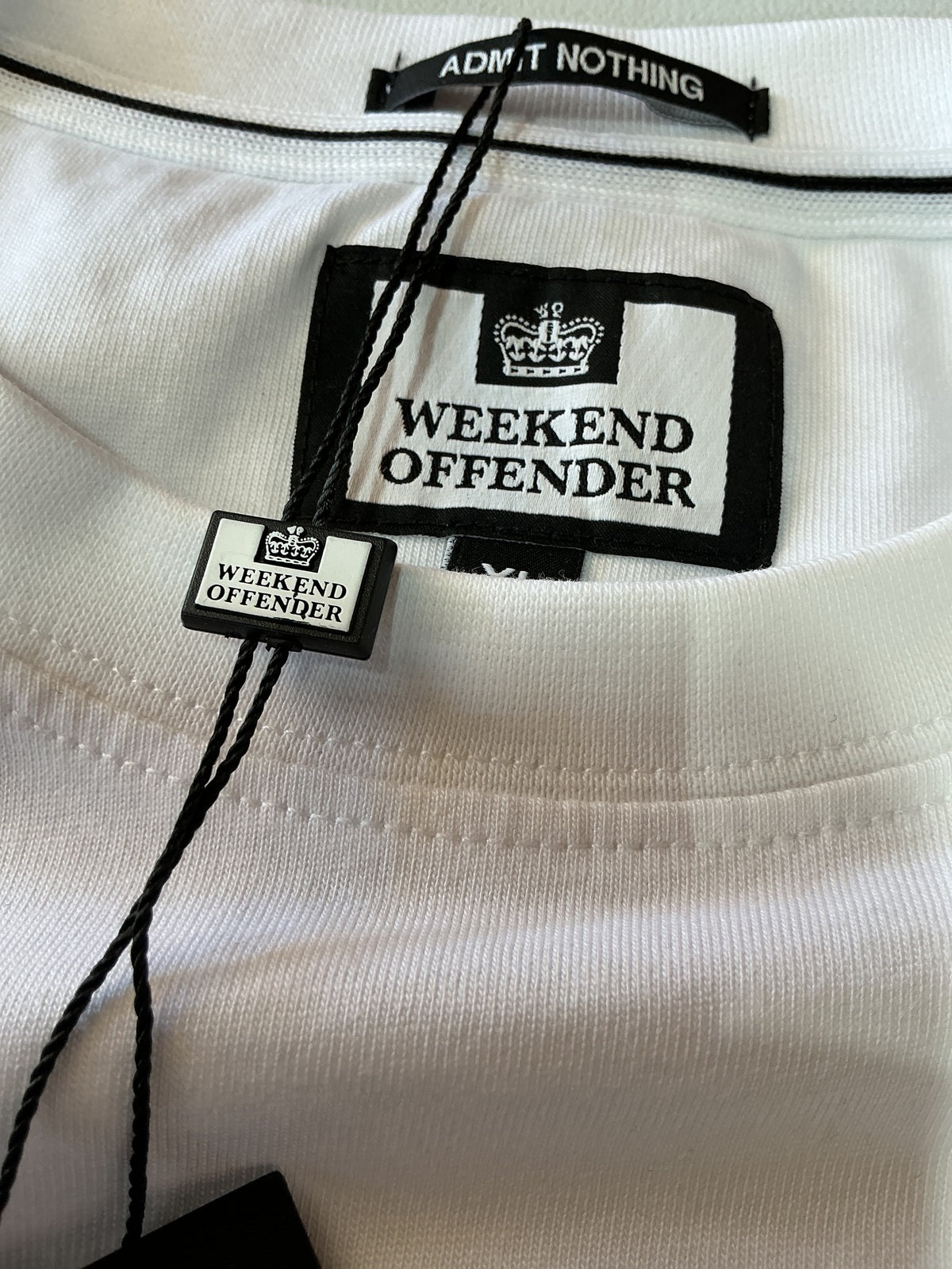 *NEW* Weekend Offender Vision White Graphic T-Shirt XL Casual Streetwear