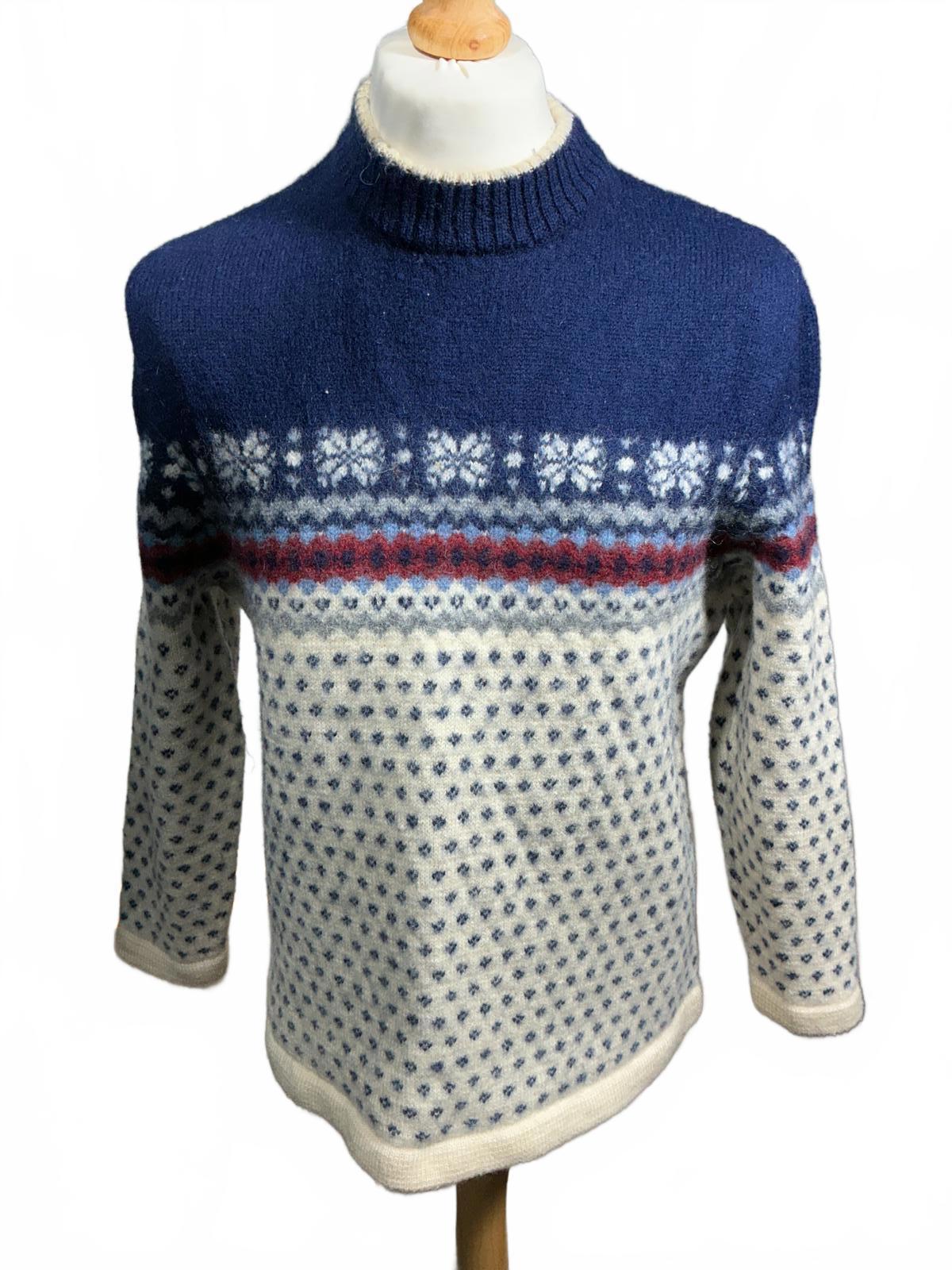 Mens Blue and White Patterned Wool Sweater