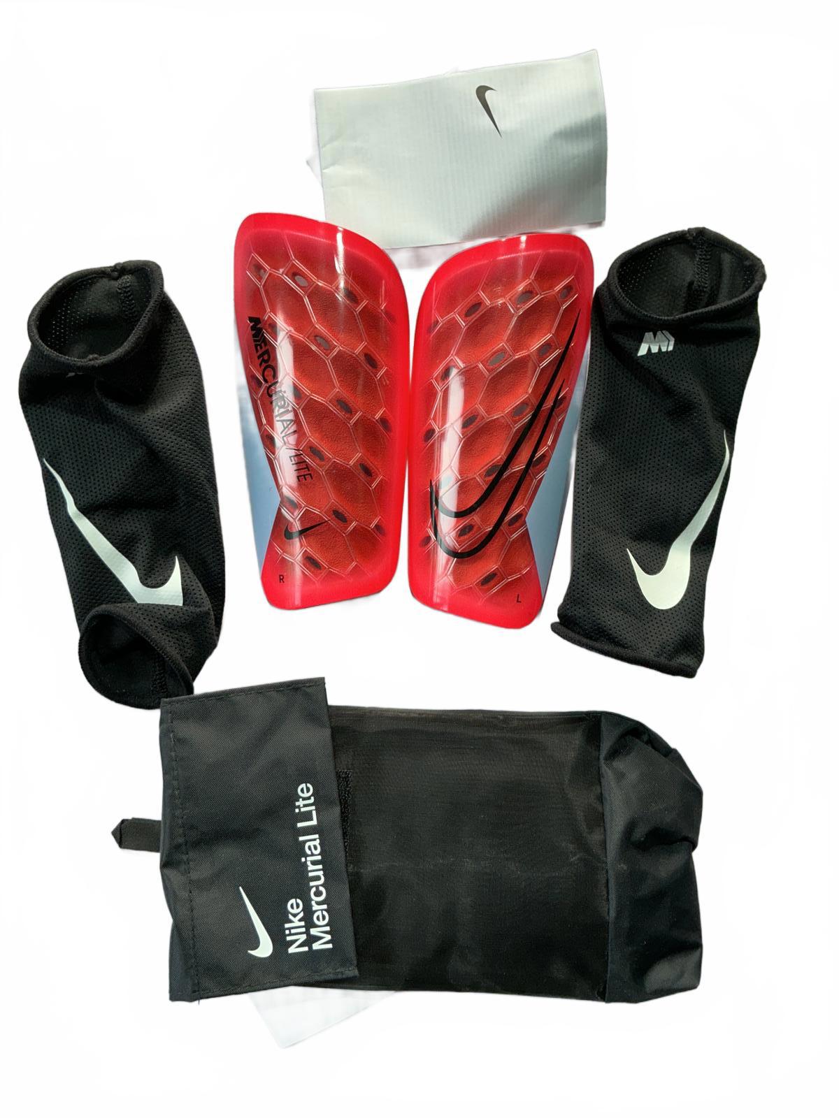 Nike Mercurial Lite Football Shin Guards Size Small