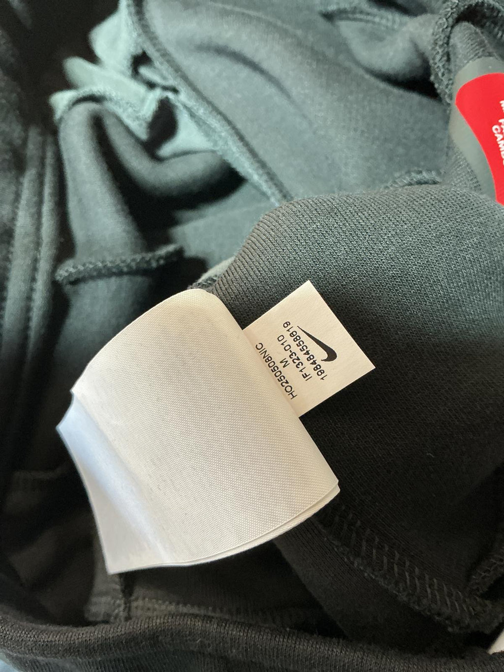 *New* Nike Tech Men's Black and Grey Joggers Size Medium Comfortable Fit