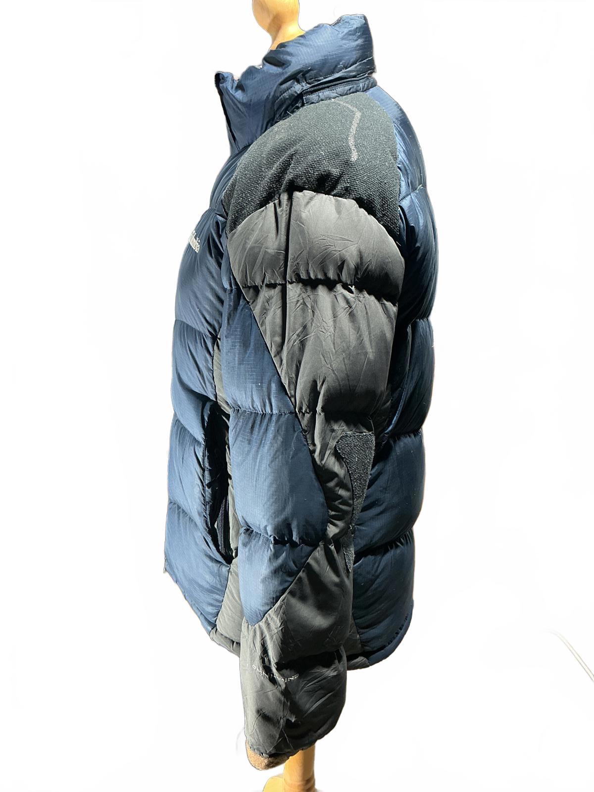 Columbia Men's Blue and Grey Puffer Jacket Medium