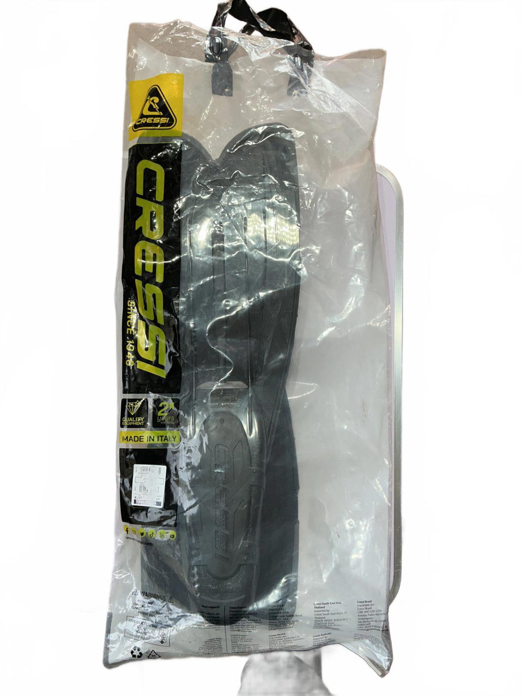 Cressi Agua Diving Fins Black Size 8.5-9.5 Comfortable and Durable Swim Fins