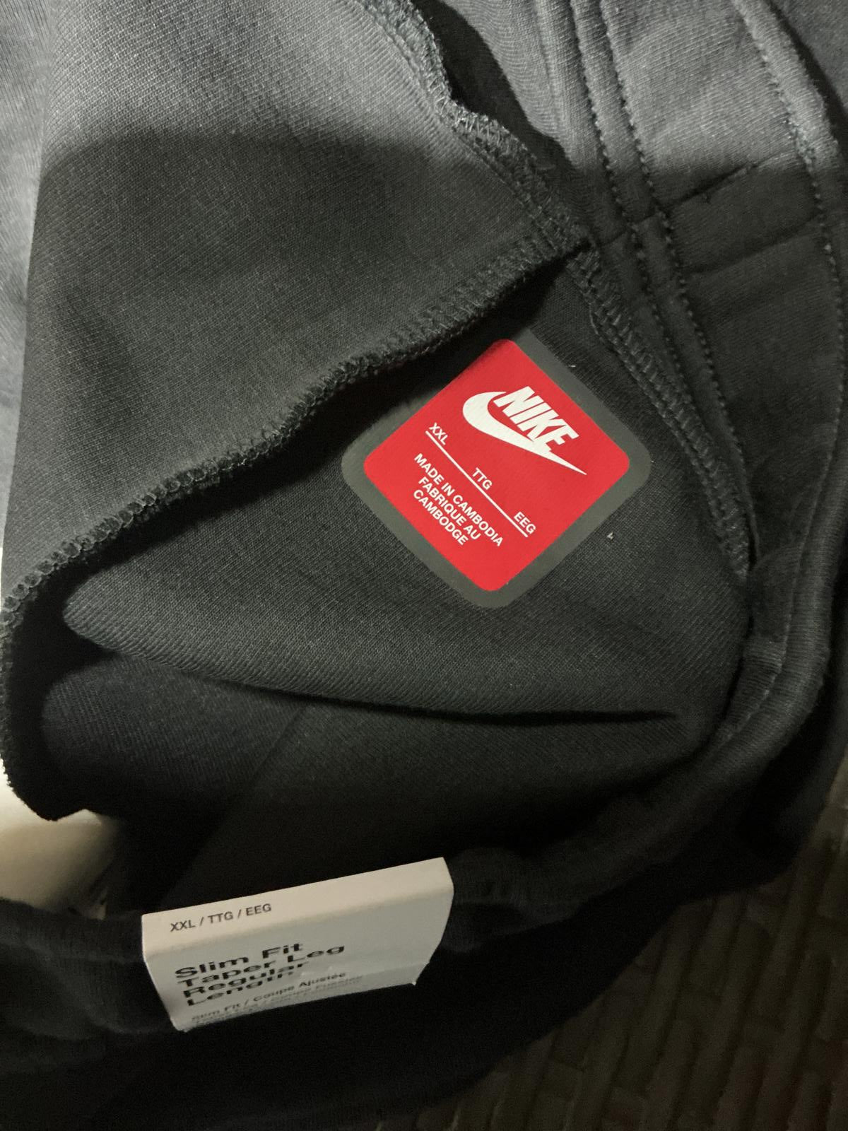 Nike Black Tech Joggers With Reflective Accents XXL