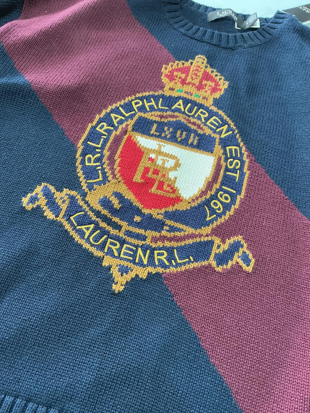 Ralph Lauren Navy and Burgundy Crest Sweater Size Regular M Stylish Knitwear