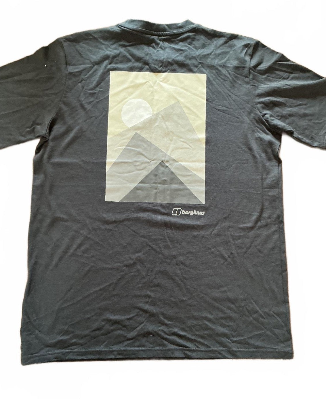 Berghaus MMTN Silhouette SS Tee Black XL Casual Outdoor T-Shirt