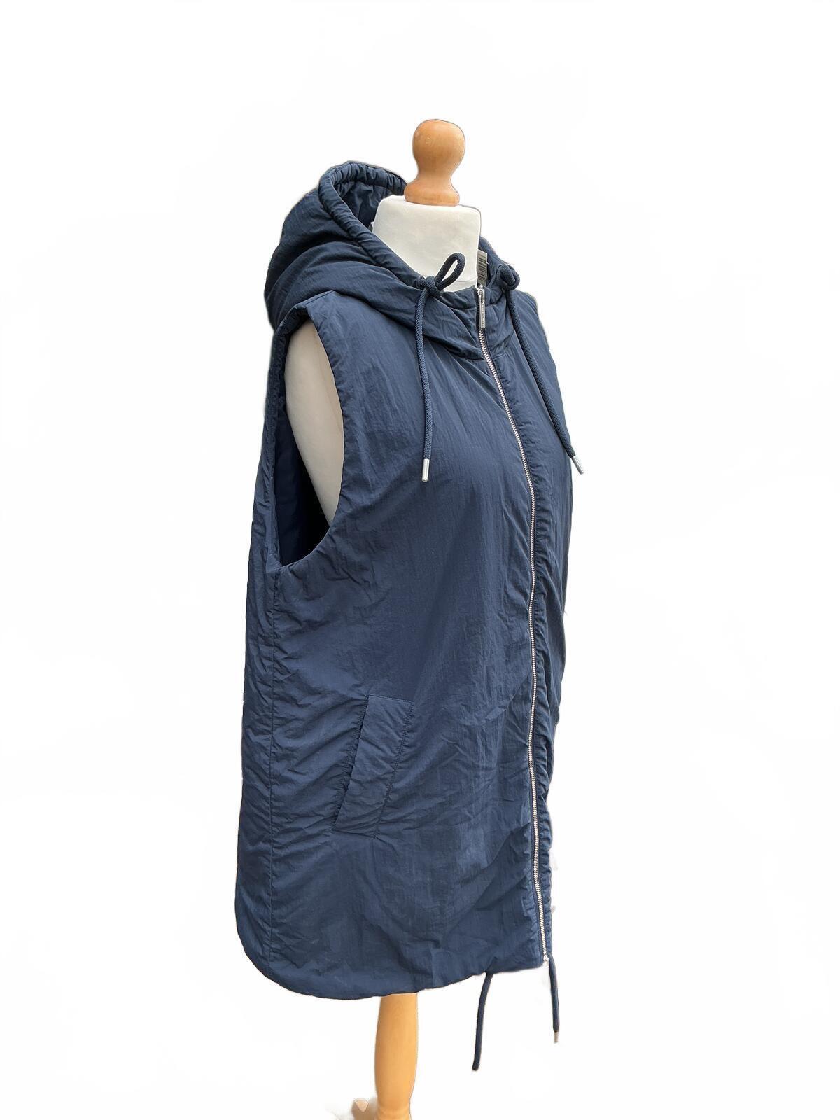 Sweaty Betty Hooded Navy Blue Thinsulate Puffer Gilet Vest Size Regular L
