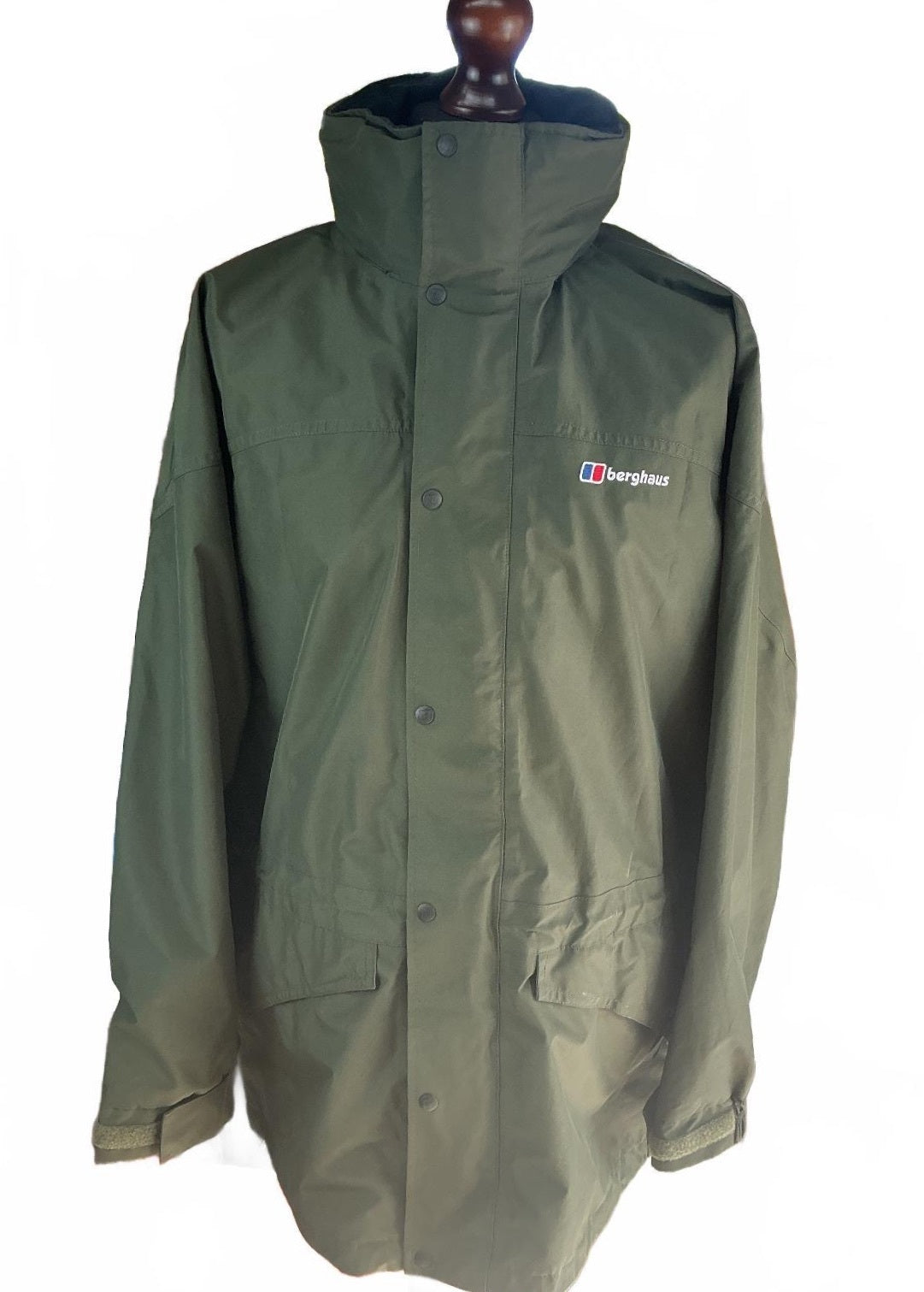Berghaus Gore-Tex Waterproof Jacket Men's Large Green Hooded Outdoor Coat
