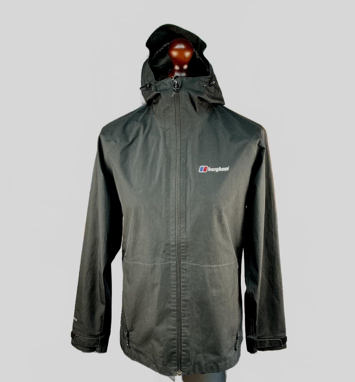 Berghaus Men's Small Black Gore-Tex Waterproof Hooded Jacket