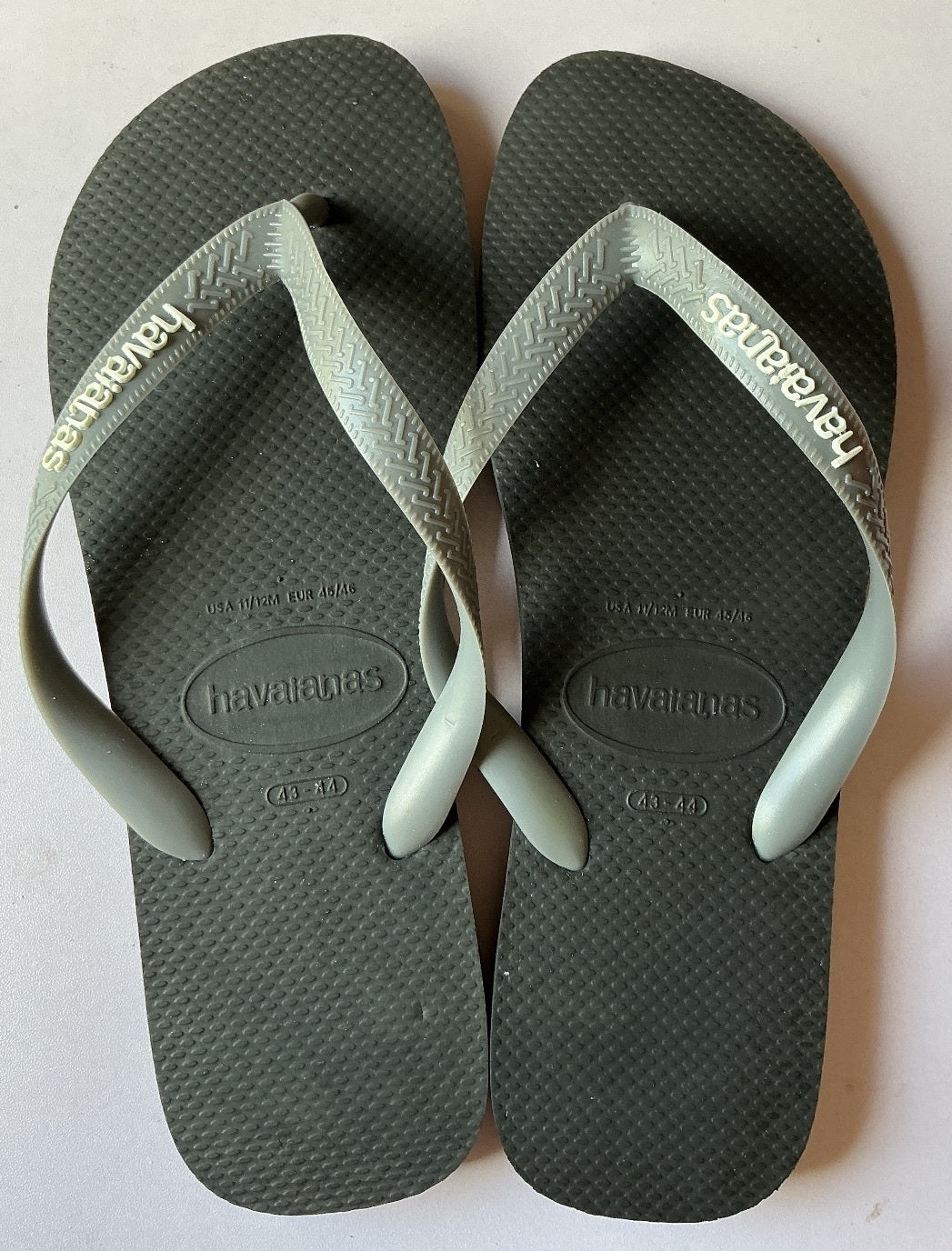 Havaianas Grey Flip Flop Sandals Size 9-10 Uk Comfortable