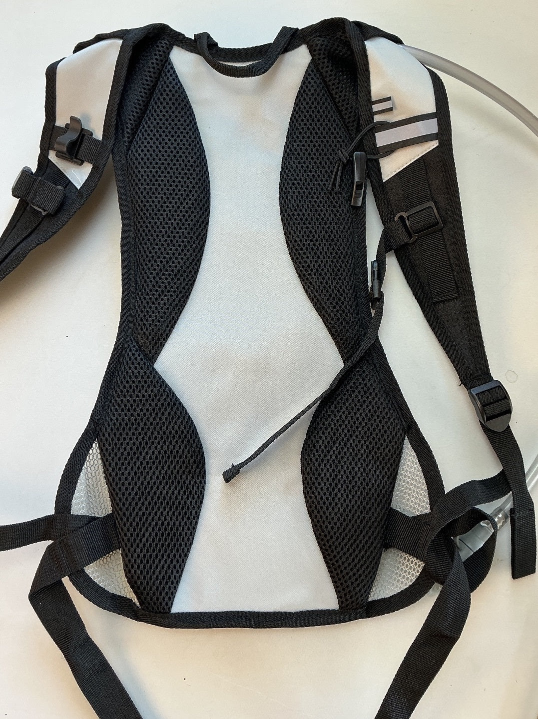 Acicolia Hydration Backpack with 1.5L Reservoir Size Medium
