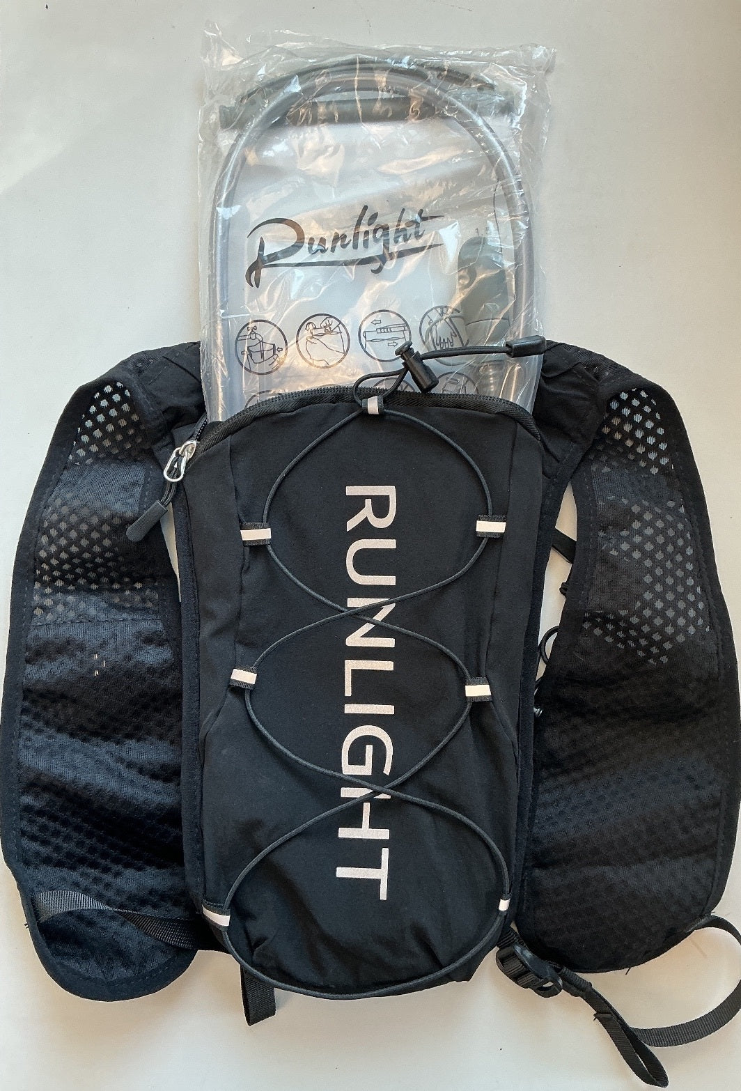 Runlight Hydration Vest Pack Black Size One Size New no tags