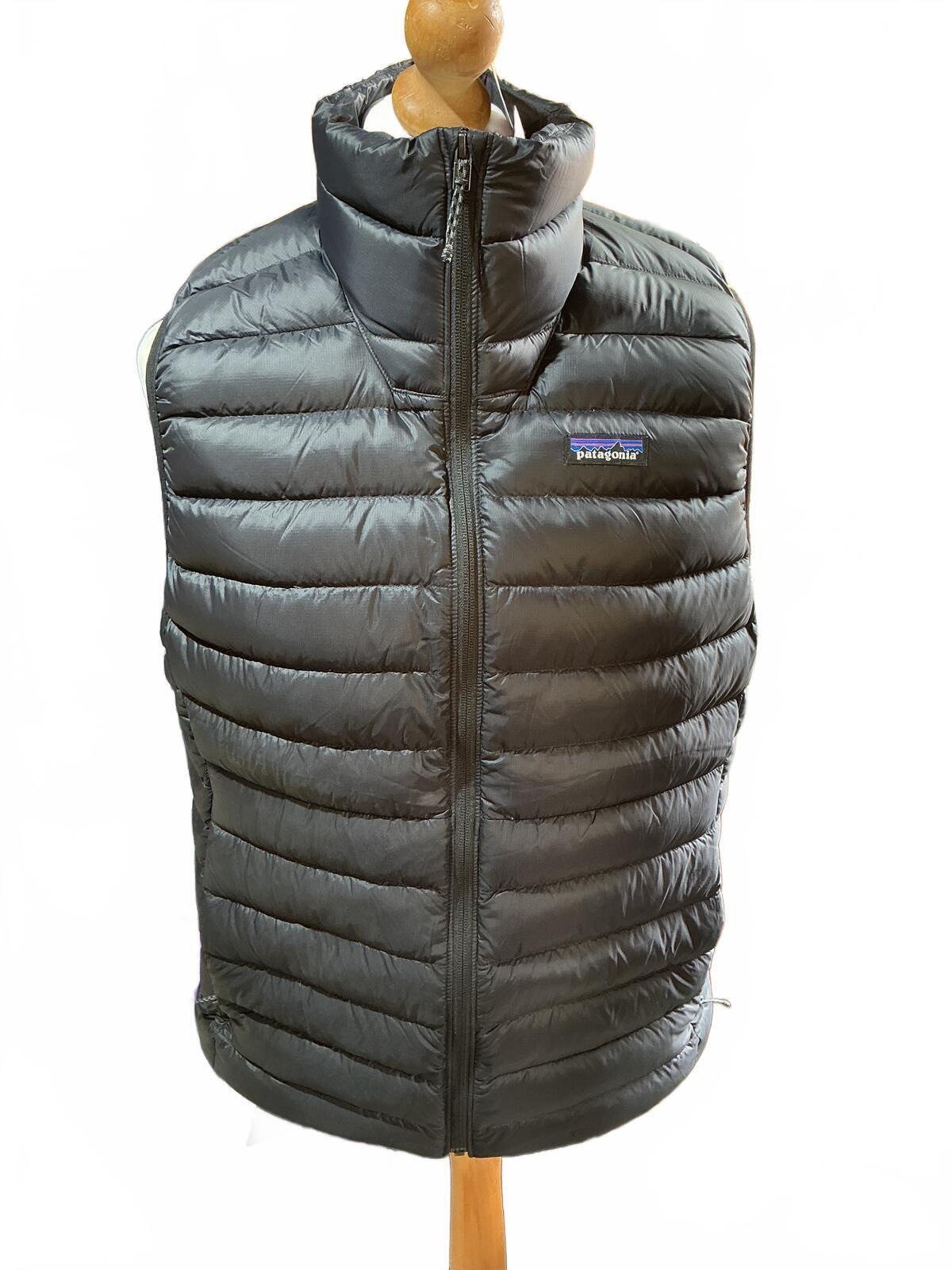 Patagonia Black Down Puffer Gilet Vest Bodywarmer Size Regular Large Lightweight